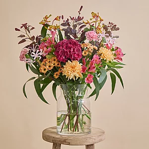 Flower bouquet with santinis and chrysanthemums