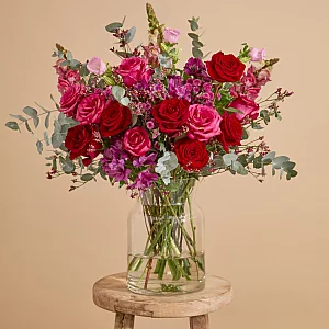 Pink and red roses Valentines Flower bouquet